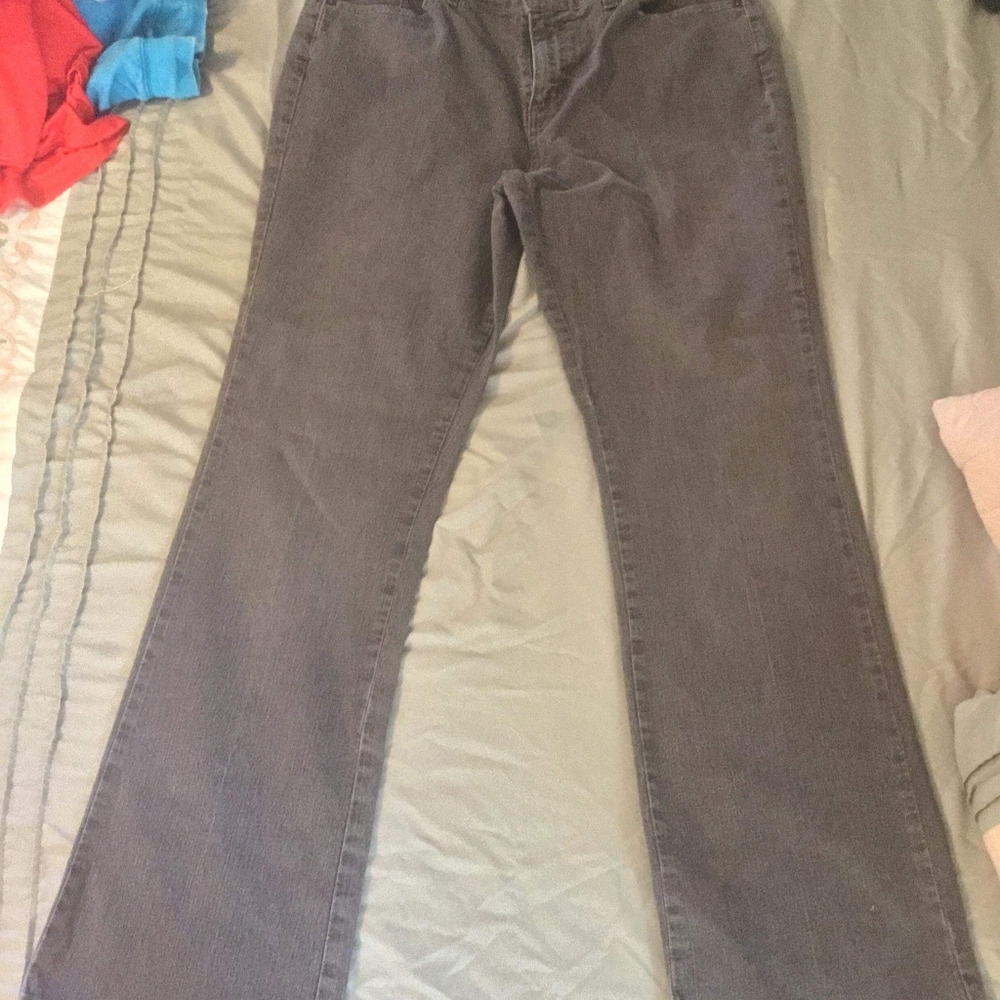 Boot cut jeans